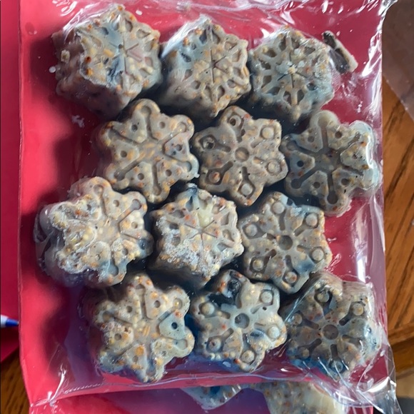 Christmas suet - Picture 8 of 9